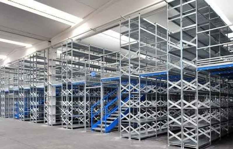 Estanterías metálicas súper 1/2/3 con pasillos elevados