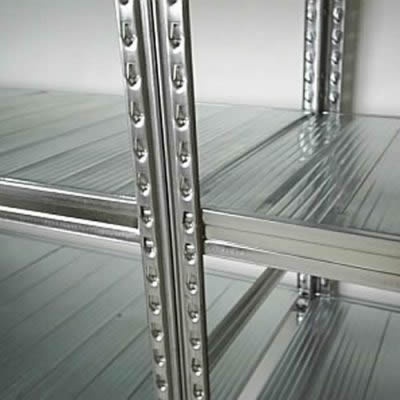 Detalle estanterías metálicas galvanizadas